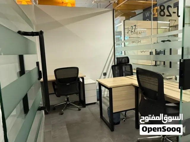 مكاتب فاخرة للإيجار