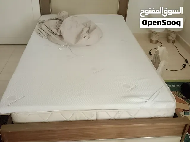 للبيع سرير بونفر مع ابجورة