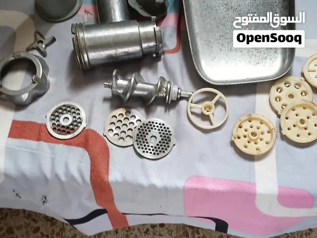 مطحنة لحمة وفلافل
