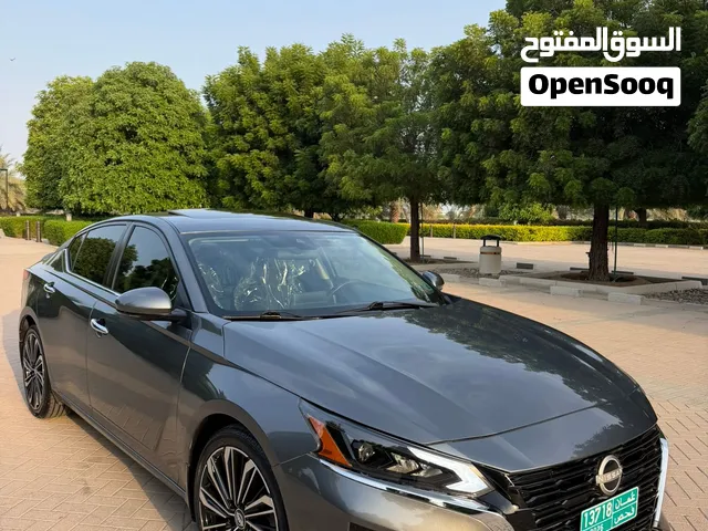 Used Nissan Altima in Al Batinah