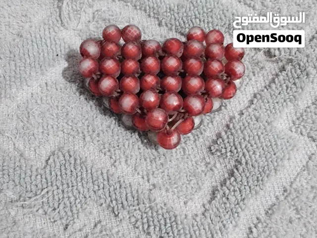 قلب احمر وابيض