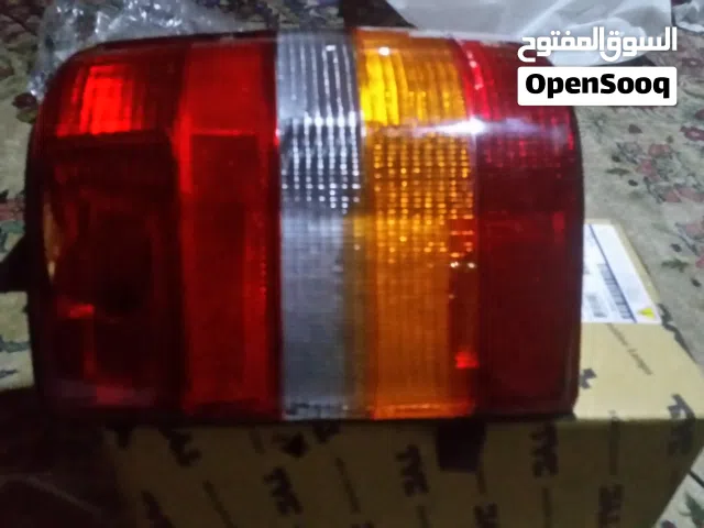 فوانيس خلفى ( يمين ويسار ) - واكصدام خلفى جراند شروكى م 98