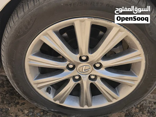 مطلوب عجلة وديسكو 215/55 R17 لكسز 2008
