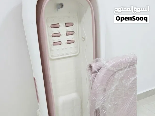 حوض استحمام (بانيو) الحجم الكبير - قابل للطي مع شاشة حرارة