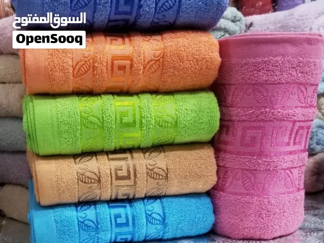 مناشف قطن حجم 50×100 متوفرة لدينا بكثرة محلات العالم الحديث