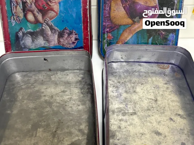 علب قديمة للبيع