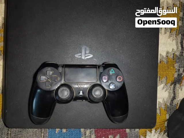 ps4 slim 1 tb & 4 cd games