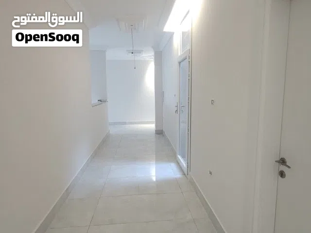 مبنى متكامل به 4 شقق جديدة للإيجار مناسب للشركات والمؤسسات والجهات الحكومية.