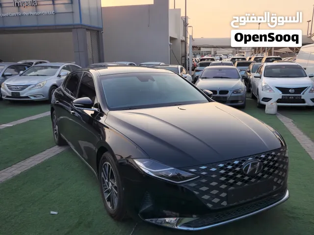 ازيرا 2021 وارد كوريا مواصفات خليجية بحالة ممتازة