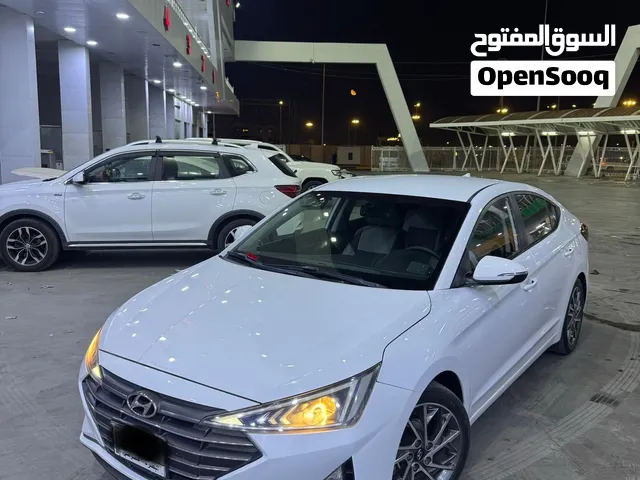 النترا وارد كوري