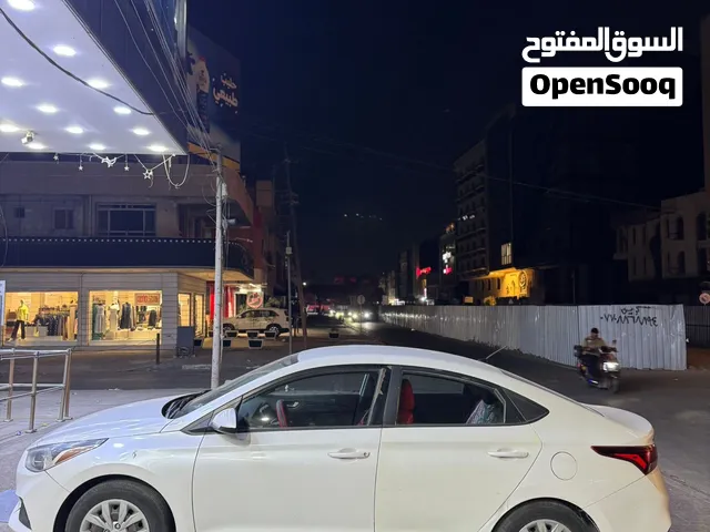 اكسنت 2019 امريكي حادث فقط باب خلفي