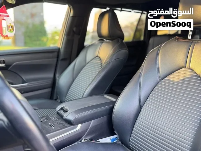 للبيع: تويوتا هايلاندر 2022