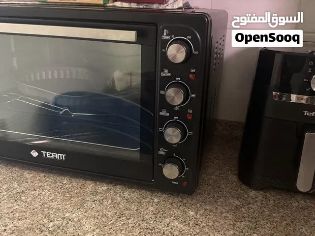 سرير أطفال و أفران كهربائية للبيع لغرض السفر