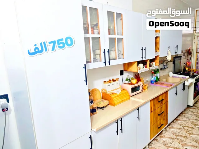 للبيع تخم / طباخ / كاونتر / غرفة نوم كلاسك