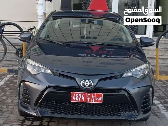 Sedan Toyota in Al Batinah