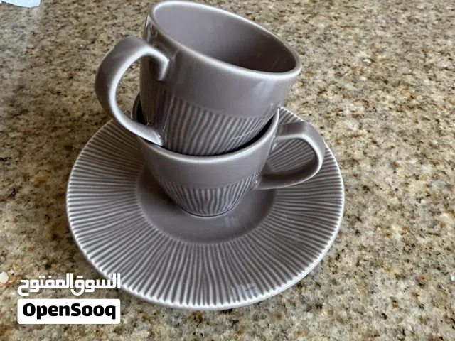 6 glasses water , 6 cup tea , 2 cup coffee , 2 /2 for cocktail