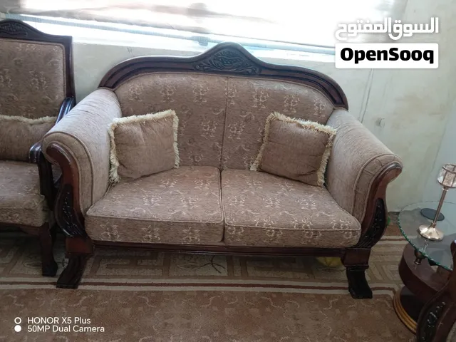 طقم كنب مستعمل بداعي التجديد