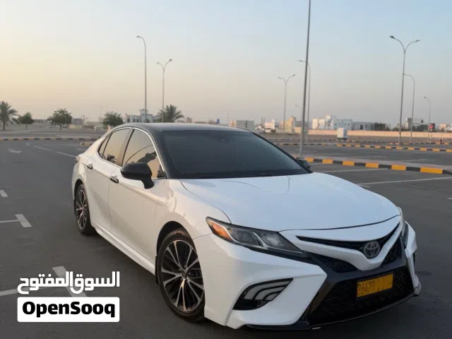 تويوتا كامري نظيفة جداً، كلين تايتل بدون حوادث