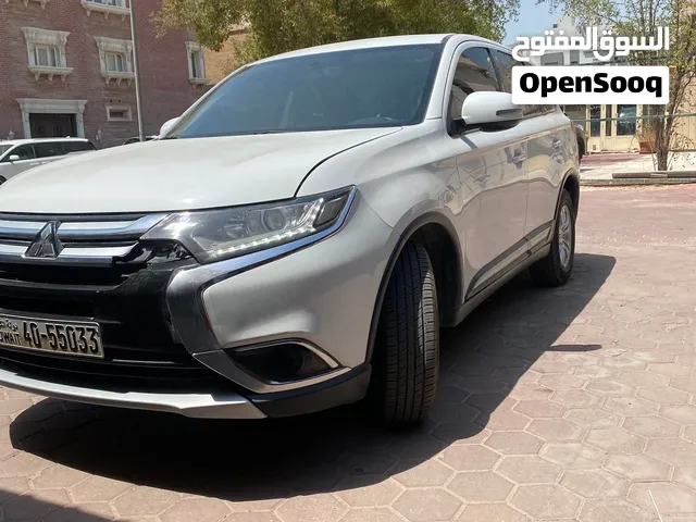 اوتلاندر 2017