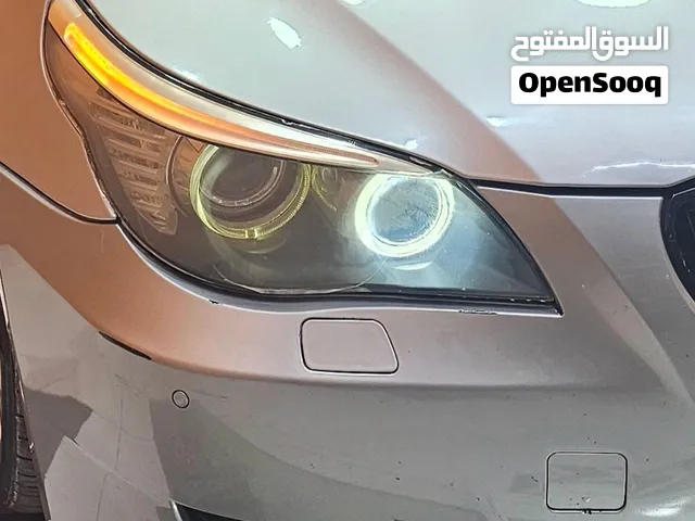 أبحث عن ليتات أمامية أصلية وكاله نفس اللي في الصورة bmw e60 2008