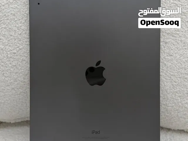 Apple iPad Air 4 64 GB in Al Dhahirah