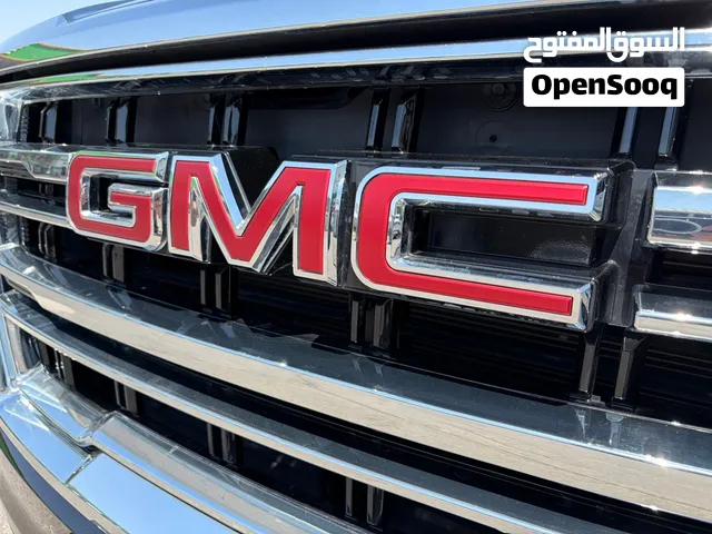 GMC YUKON 2024