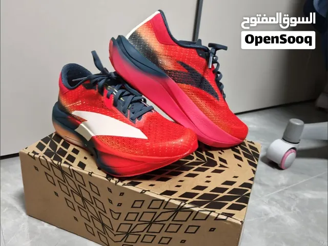 حذاء جري ومشي أنتا كاربون Anta C202 7 Carbon Plate - Size 43 (جديد)