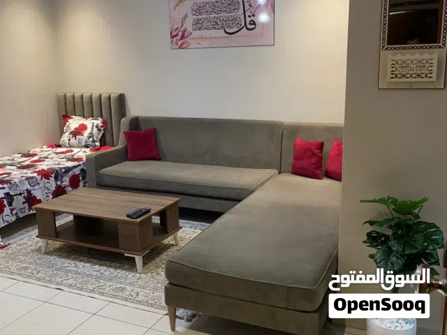 شقة أرضية درجة اولى للعائلات
