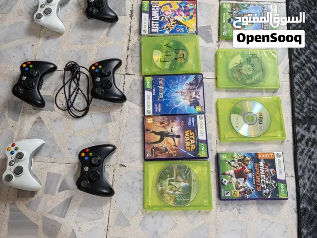Xbox 360 بحاله جيده جدا يوجد معه جميع العنوان مرج الحمام ملحقاته وسعر نااار