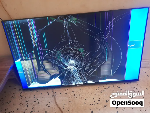 شاشه 43 مكسورا