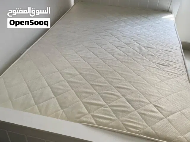 سرير عدد 2 مفرد ونصف