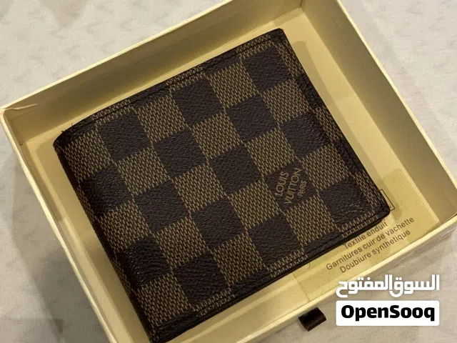 بوك Louis Vuitton