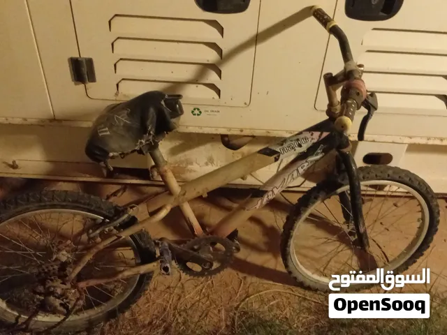 دراجات هوائية [مستعملة] للبيع