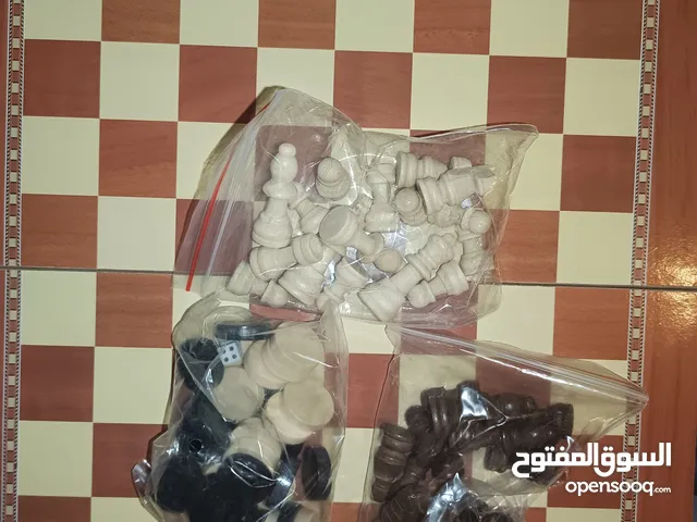 بورد صندوق طاولة شطرنج و نرد و زهر  خشب