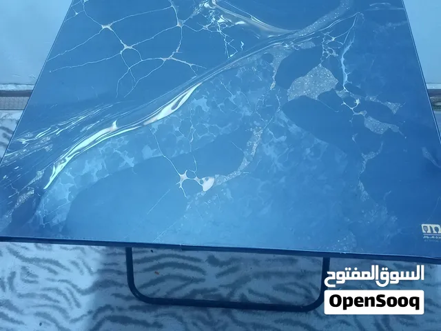 ميز نظيف  للبيع