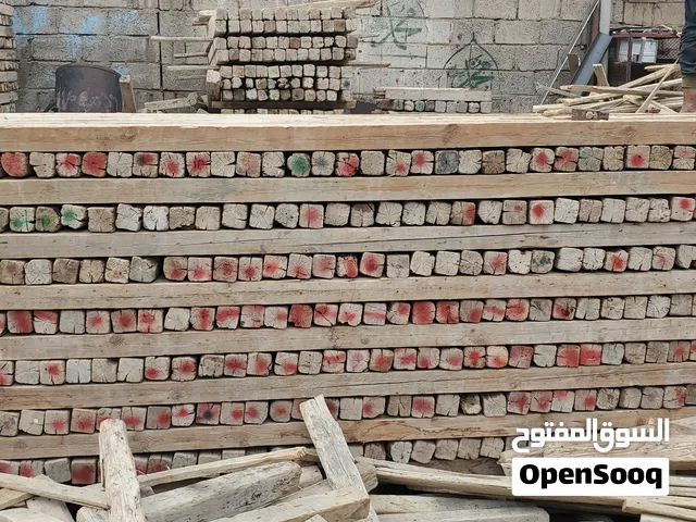 خشب سويدي مستخدم للبيع وجاكات وقمط حديد وسقائل حديد وعصافير وزراجين وكل ما يلزم المقاولات صنعاء