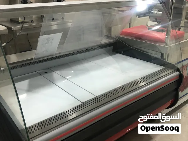 معدات مول بحال الوكالة للبيع ومبنى من اربع طوابق للإيجار