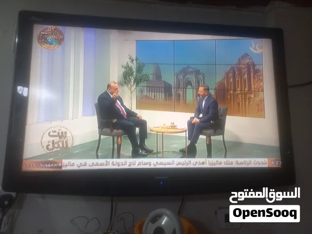 شاشة عادية 46 بوصة
