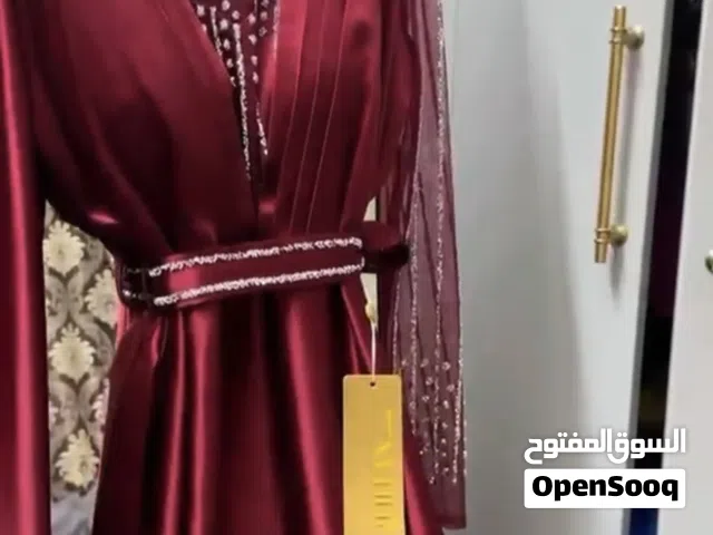 فساتين لبسه وحده