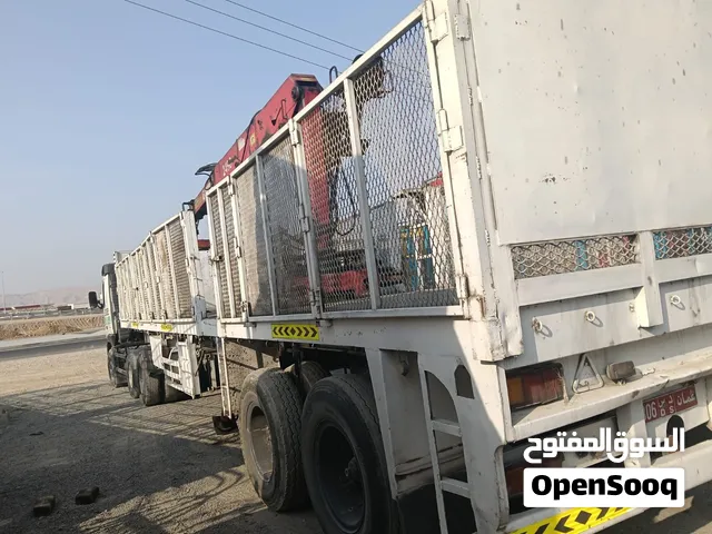 فولو راس 6 ويل مع مقطورة و رافعة نظييف للبيع