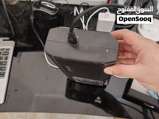 هذا الراديو هو iSONIC iR 220 وهو جهاز محمول متعدد الاستخدام
