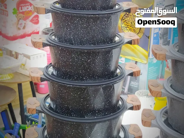 الدبابه  طقم طناجر جرانيت ( الدبابه )  بلون  الاسود  السلفر  مكون من 6 قطع