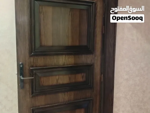 ابواب خشب للبيع