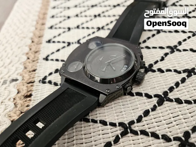 ساعة ديزل شبابية جدا للبيع بحالة ممتازة جدا