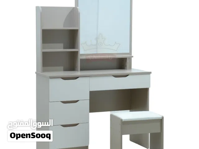 طاولة الزينة - تصميم عصري Dressing Table - Modern Design