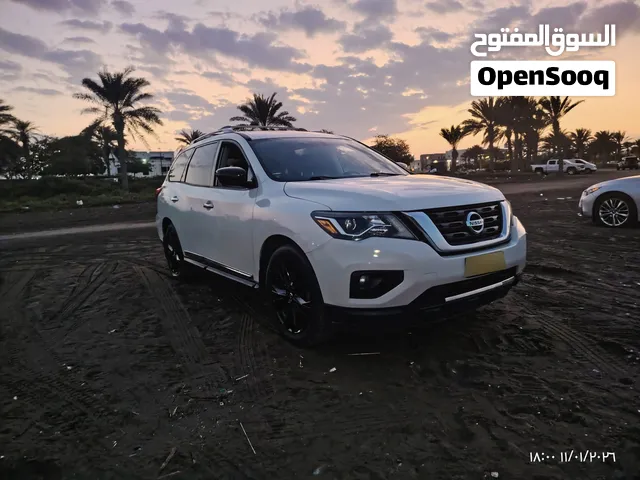 Used Nissan Pathfinder in Muscat