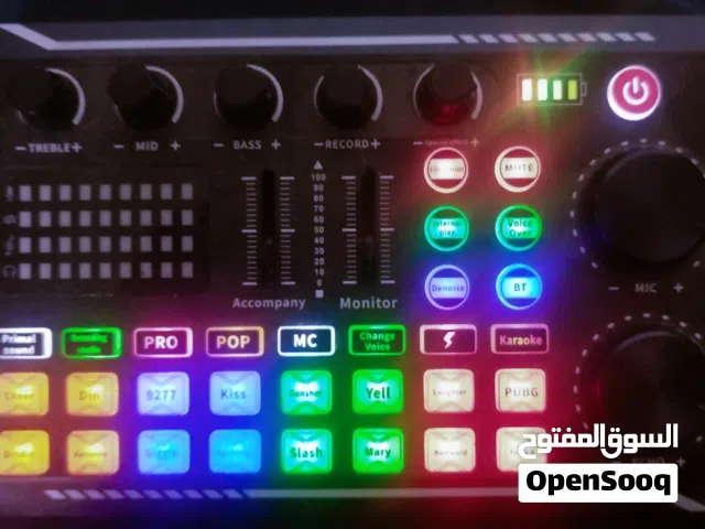 كارت صوت V8 للبث المباشر والكاريوكي والألعاب