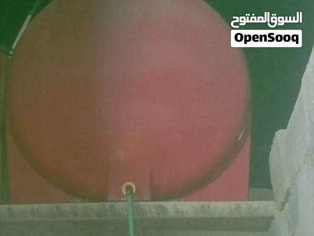 خزان ماء طن ونصف