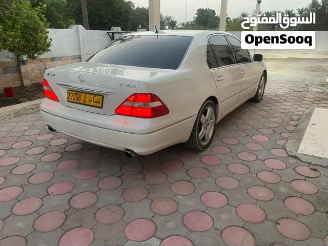 لكزس LS 430 2001 مستعملة بحالة ممتازة مع تأمين شامل وميزات حديثة