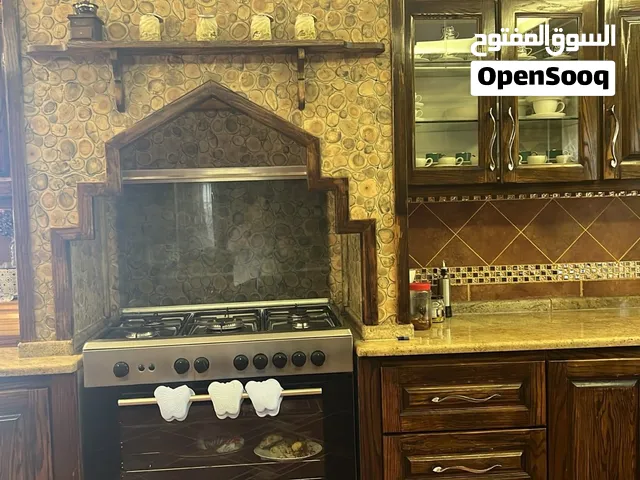 مطبخ مستعمل بحالة الوكالة